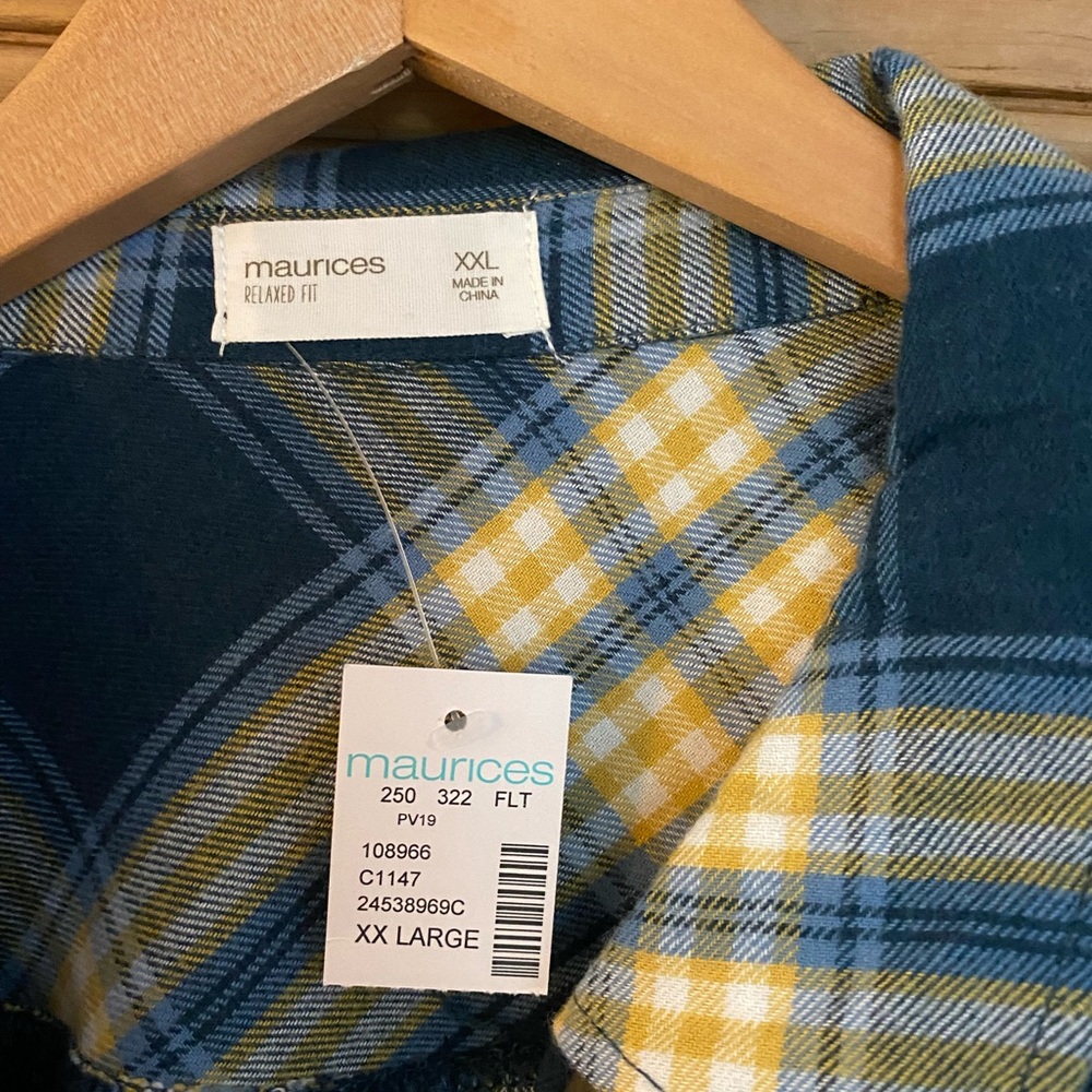 Nwt Maurice’s western style shirt, xxl